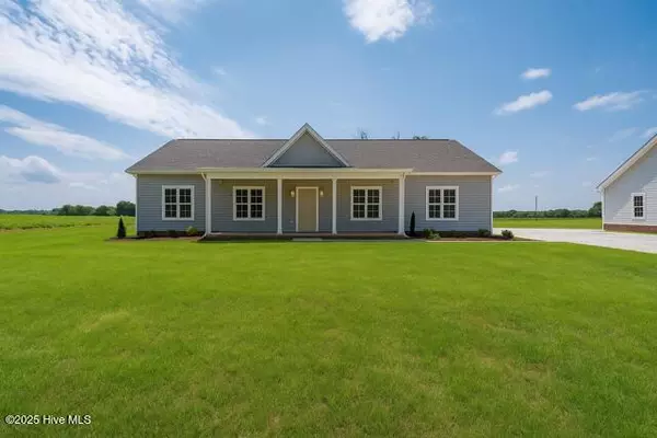 5170 Rountree RD, Ayden, NC 28513