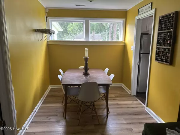 New Bern, NC 28560,2111 Henderson AVE