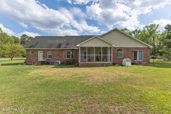 Fayetteville, NC 28312,829 Broad Muskeg RD