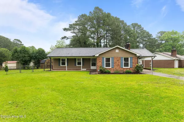 901 Colony DR, New Bern, NC 28562