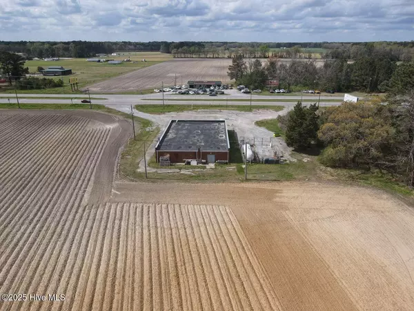 Kinston, NC 28501,2585 Highway 11 HWY N #1