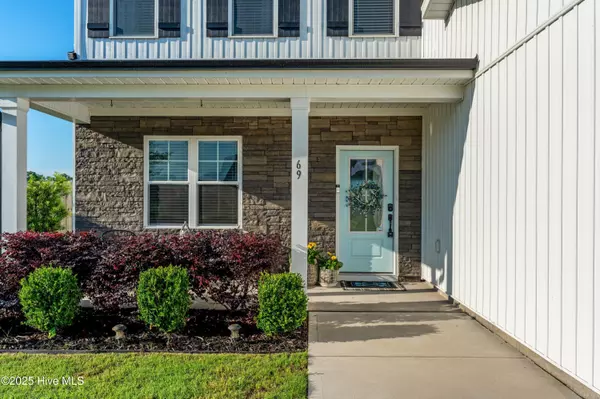 Rocky Point, NC 28457,69 Bellows LN