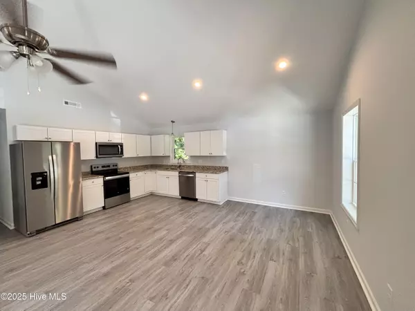 Clinton, NC 28328,529 Fayetteville ST