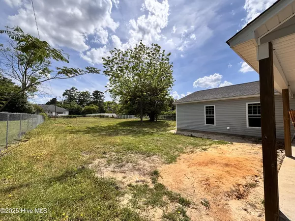 Clinton, NC 28328,529 Fayetteville ST