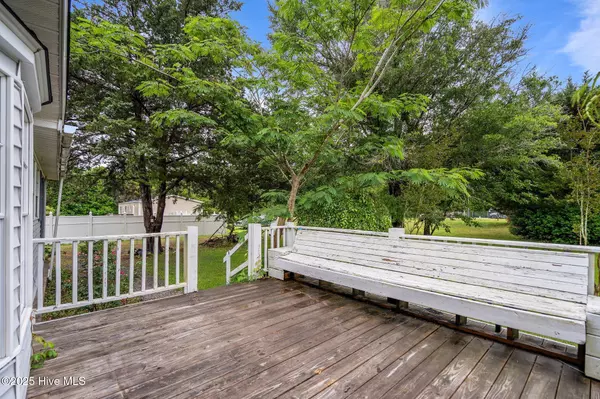 Burgaw, NC 28425,7586 Old River RD