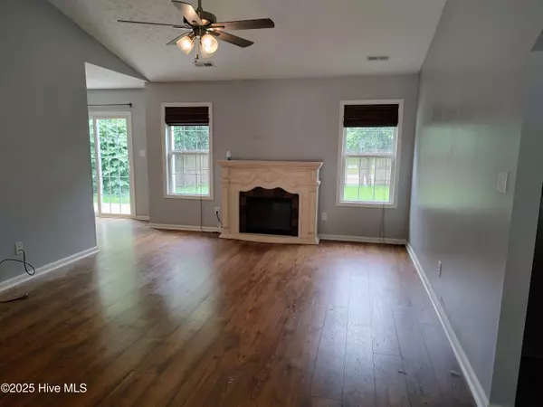 New Bern, NC 28562,110 Hidden Pond DR