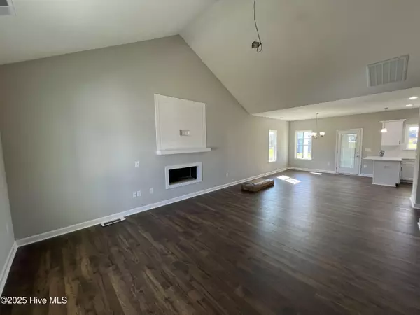 Pikeville, NC 27863,101 Baileys PL