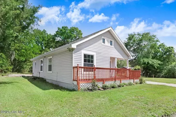 Sneads Ferry, NC 28460,226 Fulcher Landing RD
