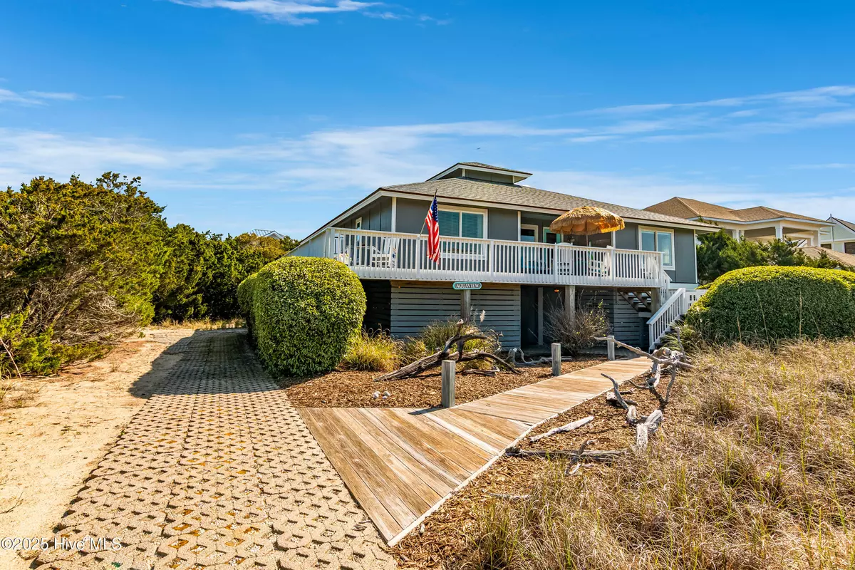 Bald Head Island, NC 28461,417 S Bald Head Wynd