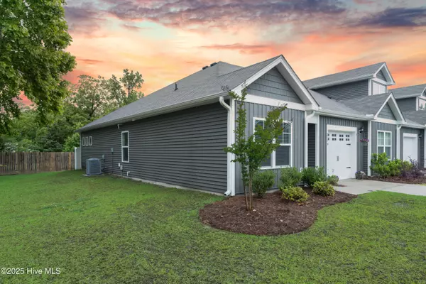 Leland, NC 28451,2133 Southern Bayberry LN NE