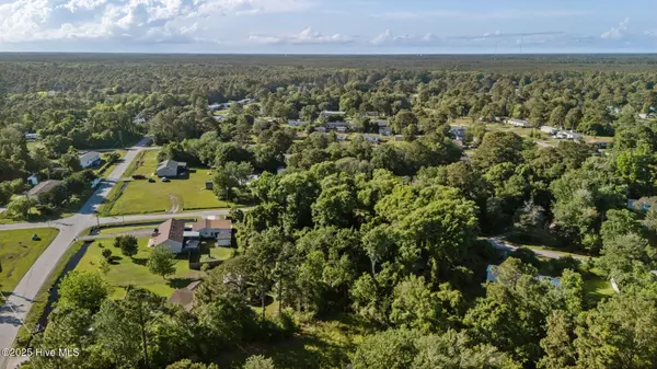 Newport, NC 28570,122 Oriental CT