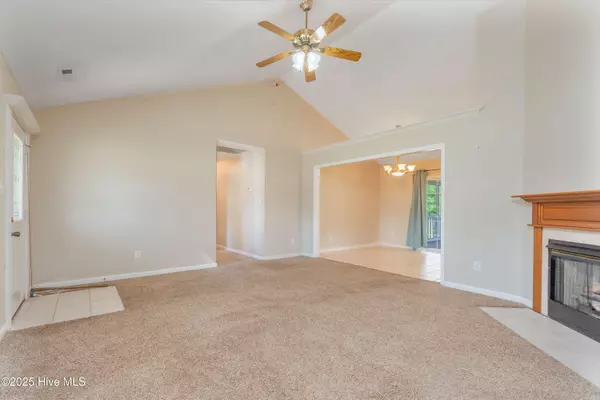 Hubert, NC 28539,119 Quail Creek DR