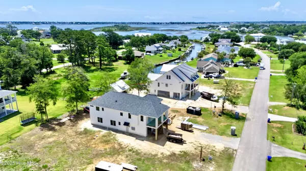 Cape Carteret, NC 28584,211 Club Point DR