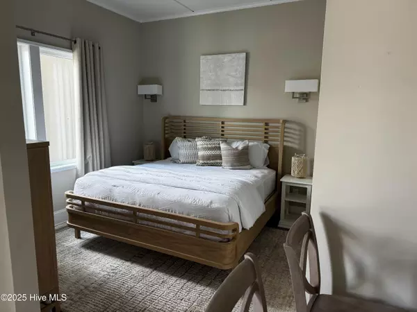 Morehead City, NC 28557,812 Shepard ST #225