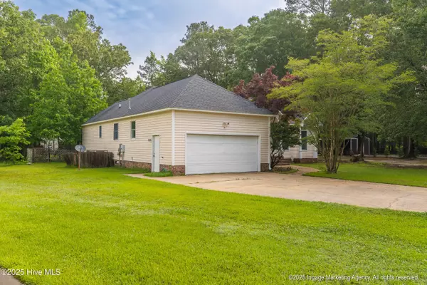 Winterville, NC 28590,1210 Davenport PL