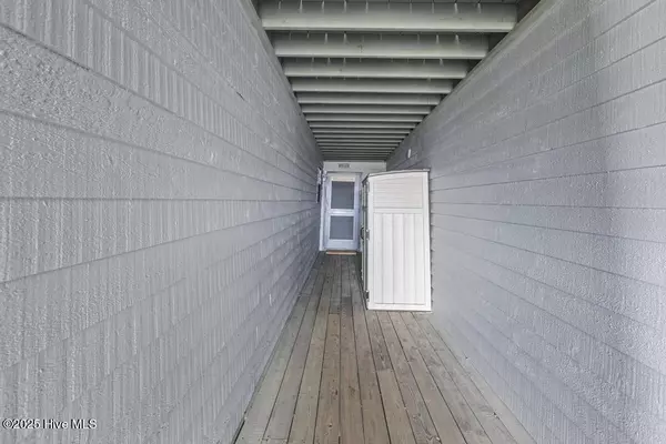 North Topsail Beach, NC 28460,1896 New River Inlet RD #1203