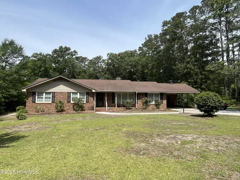 12460 Appin RD, Laurinburg, NC 28352