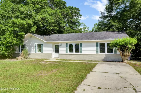 Castle Hayne, NC 28429,410 Millhouse RD