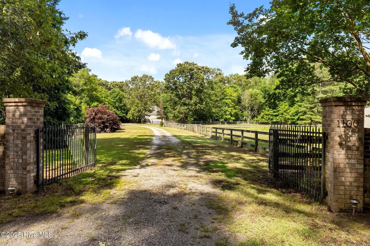 Vass, NC 28394,1100 Lakebay RD