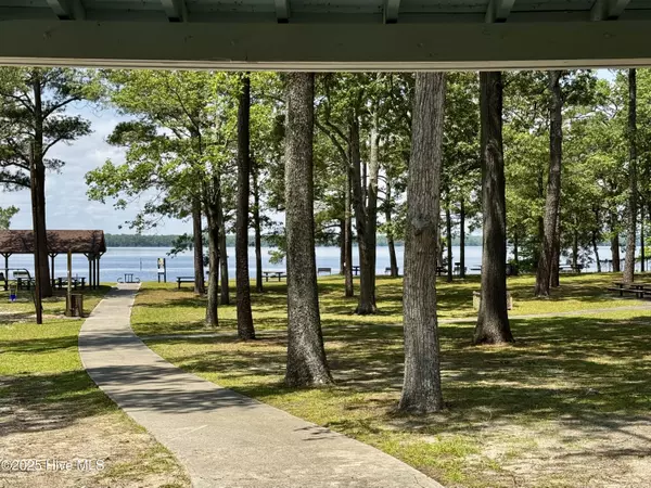 Edenton, NC 27932,109-113 Iowa TRL