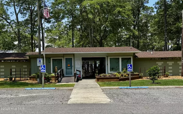 Edenton, NC 27932,109-113 Iowa TRL