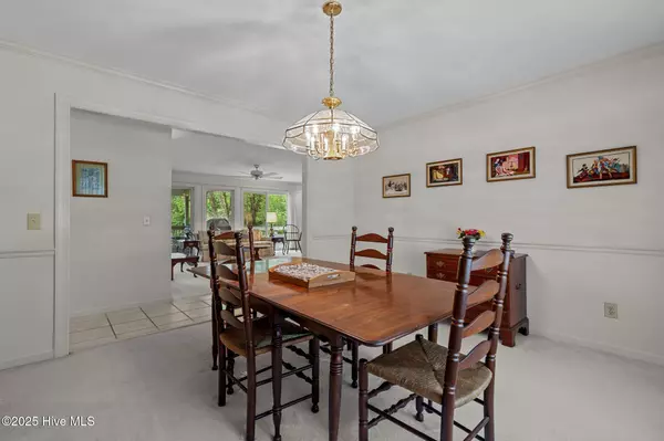 Pinehurst, NC 28374,11 Chestnut LN