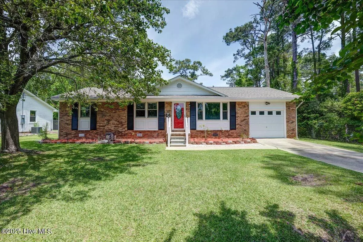 Morehead City, NC 28557,927 Harrell DR