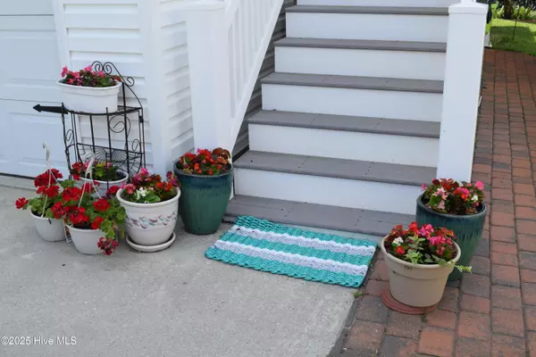 Oak Island, NC 28465,224 SW 15th ST