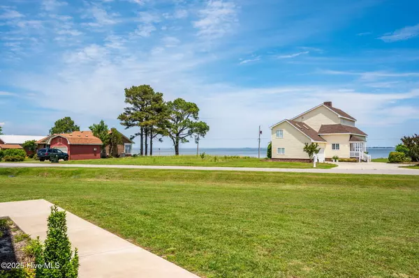 Aydlett, NC 27916,134 Sandy RD