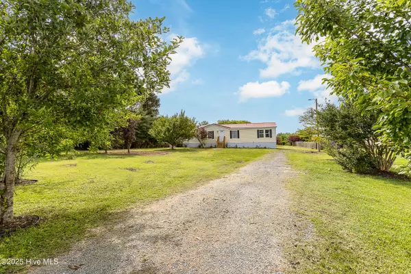 Burgaw, NC 28425,2852 New Savannah RD