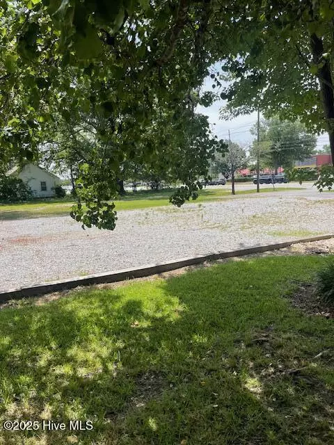 Greenville, NC 27834,2531 S Memorial DR