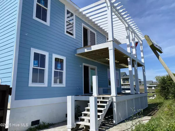 304 N 6th ST,  Morehead City,  NC 28557
