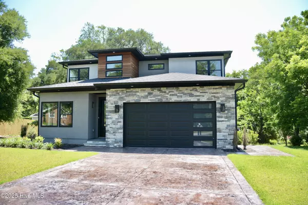 Leland, NC 28451,120 Fairview RD