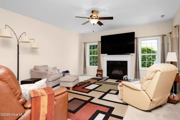 New Bern, NC 28560,203 Neuse Harbour BLVD