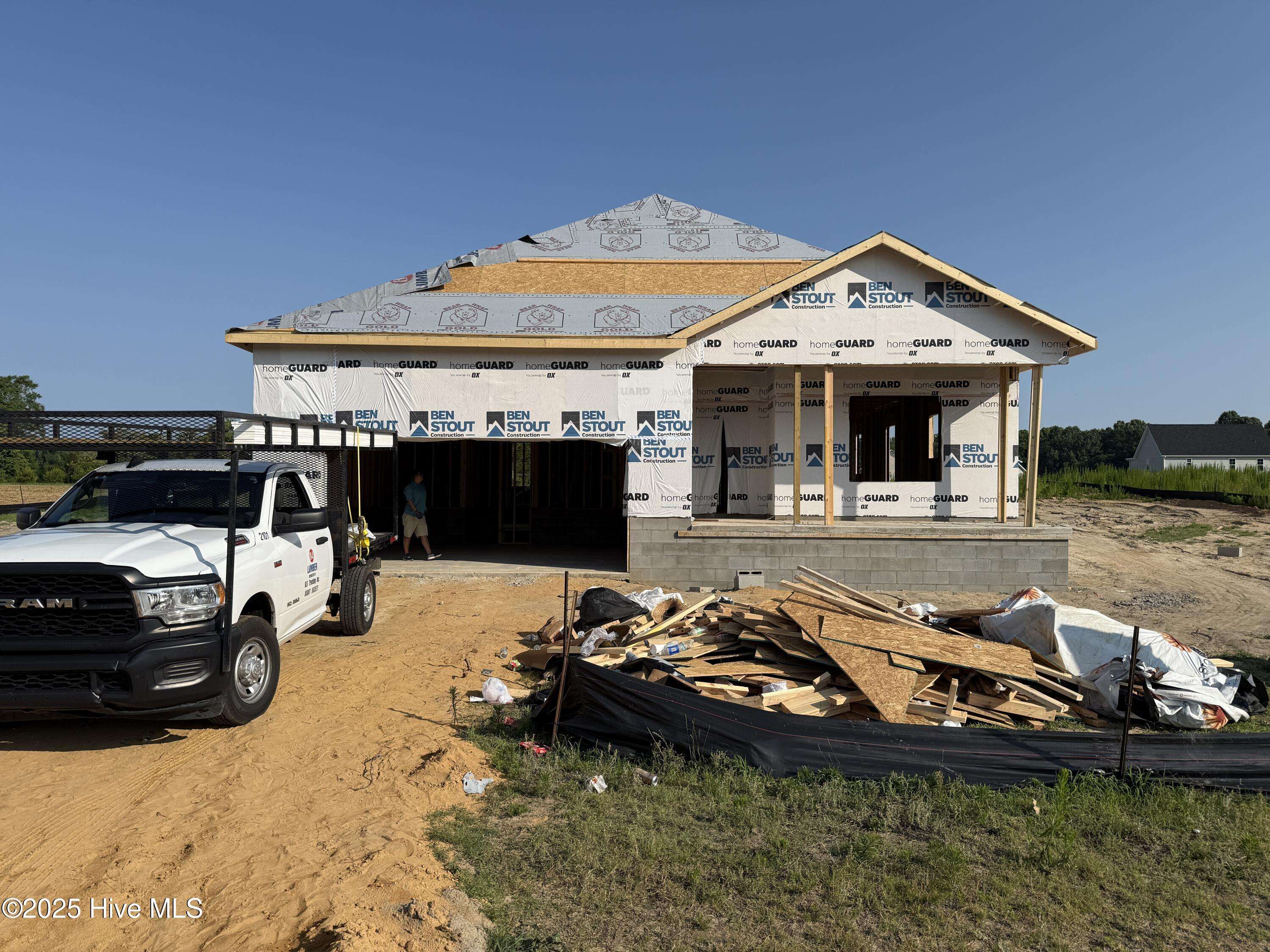 136 Tuskeegee DR, Smithfield, NC 27577