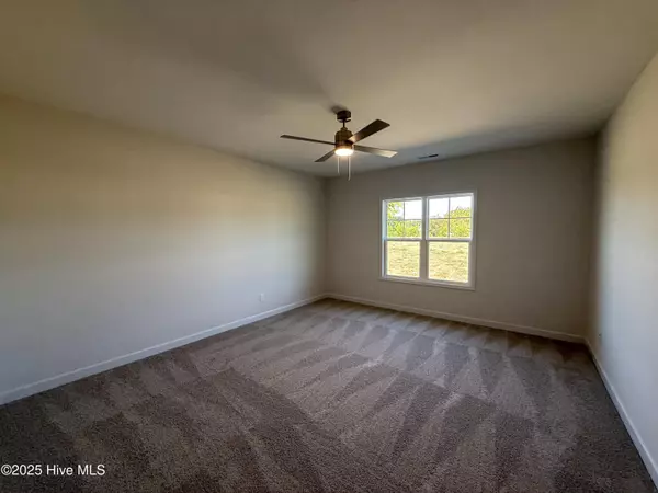 Smithfield, NC 27577,136 Tuskeegee DR