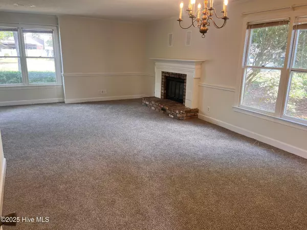 Greenville, NC 27858,1827 Quail Ridge RD #A