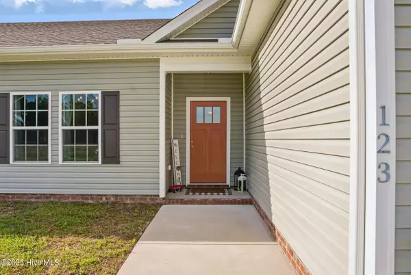 Shawboro, NC 27973,123 Ditch Bank RD