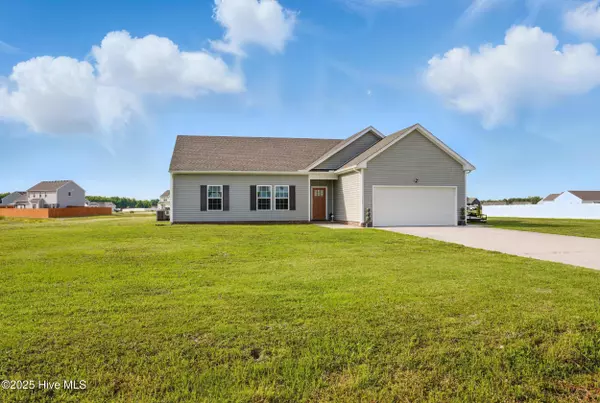 123 Ditch Bank RD, Shawboro, NC 27973