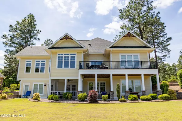 West End, NC 27376,102 Featherston PT