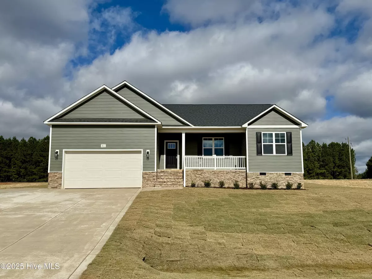 Sanford, NC 27330,211 Uwharrie WAY