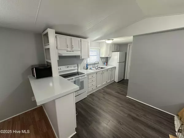 Laurel Hill, NC 28351,19061 Hardee RD