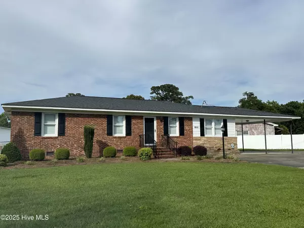 1911 Carolina CIR, Goldsboro, NC 27530