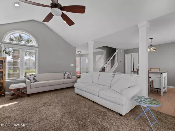 Cedar Point, NC 28584,120 Buds LN