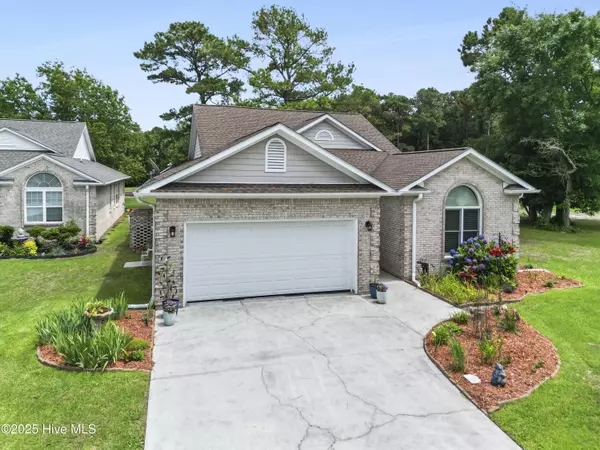 Sneads Ferry, NC 28460,106 N Shore DR