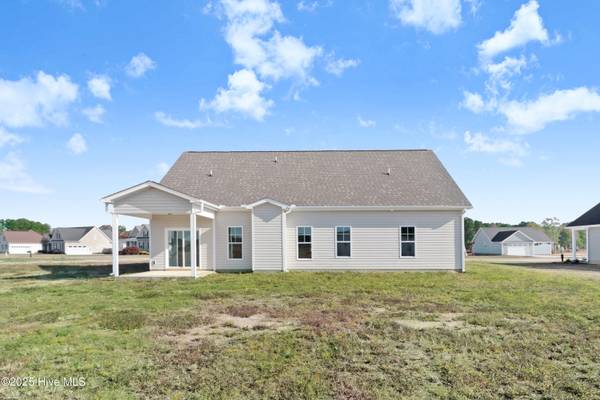 Pikeville, NC 27836,120 Ralph DR