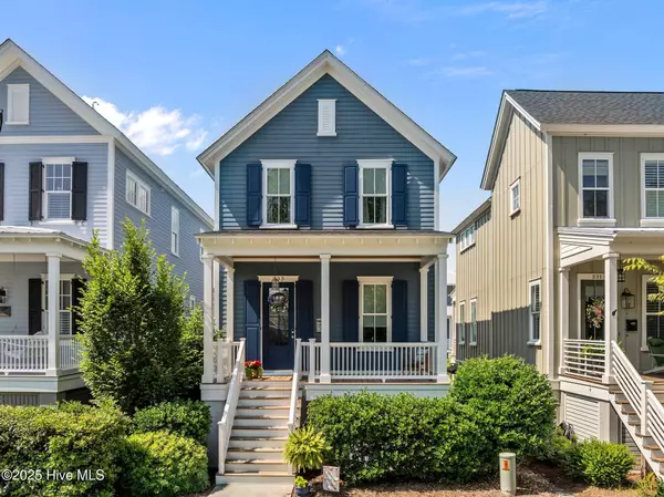 233 E Water ST, Washington, NC 27889