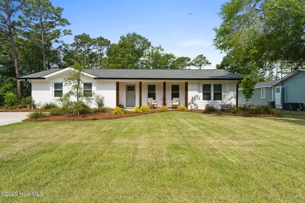 Southport, NC 28461,1015 E Moore ST