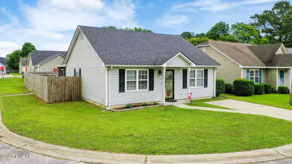 102 Oakwood LN,  Elizabeth City,  NC 27909