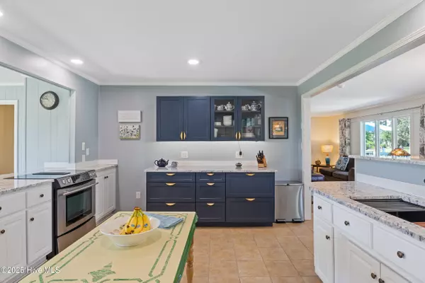 Edenton, NC 27932,1235 Sound Shore DR